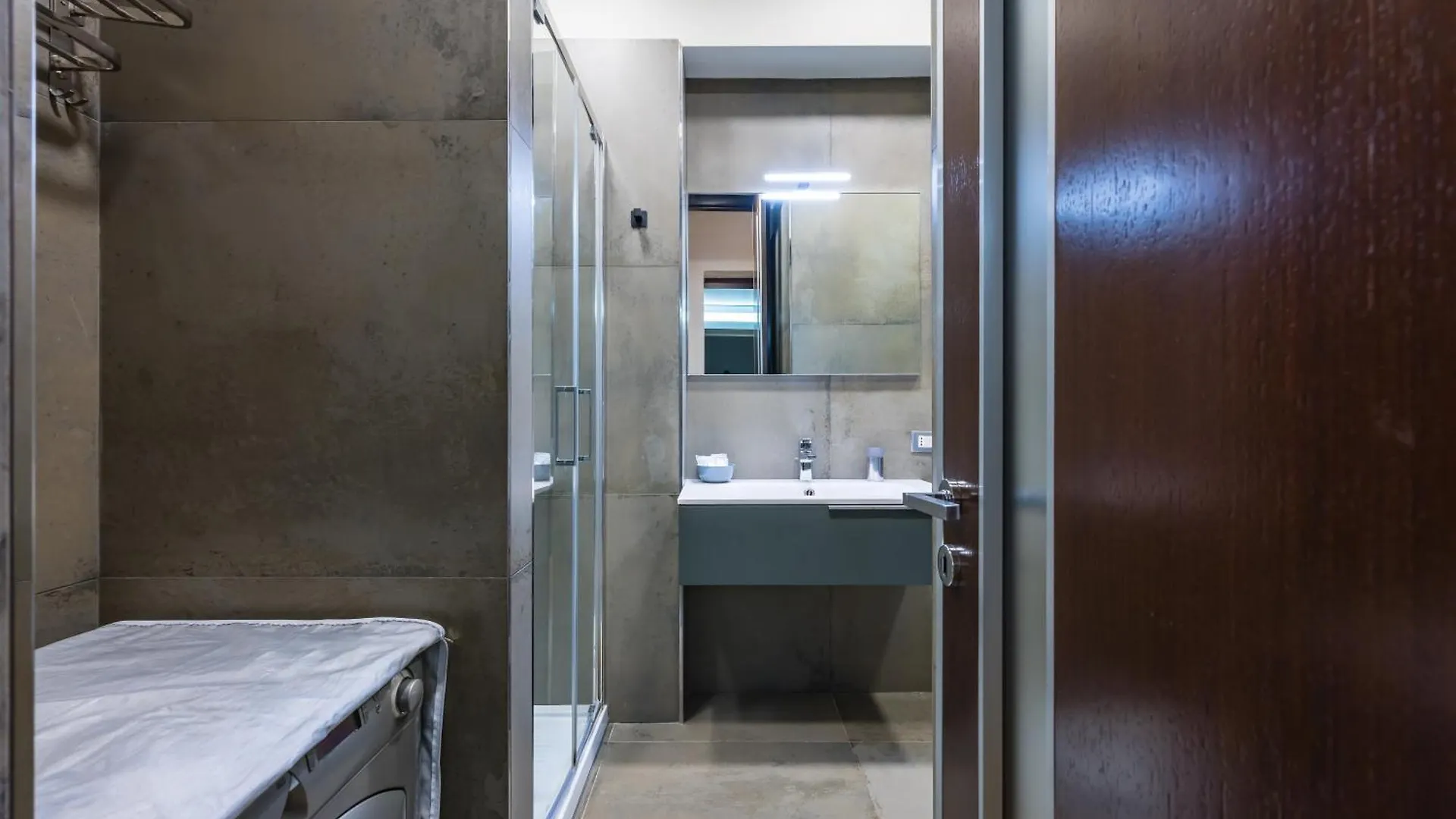 Fresh And Trendy Flat At Vomero Naples 0*,  Italy