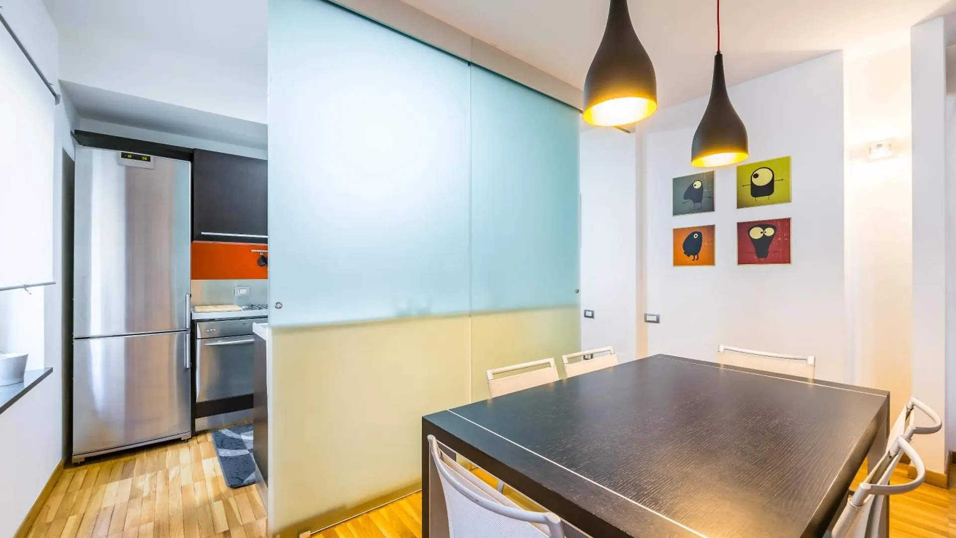 Fresh And Trendy Flat At Vomero Naples