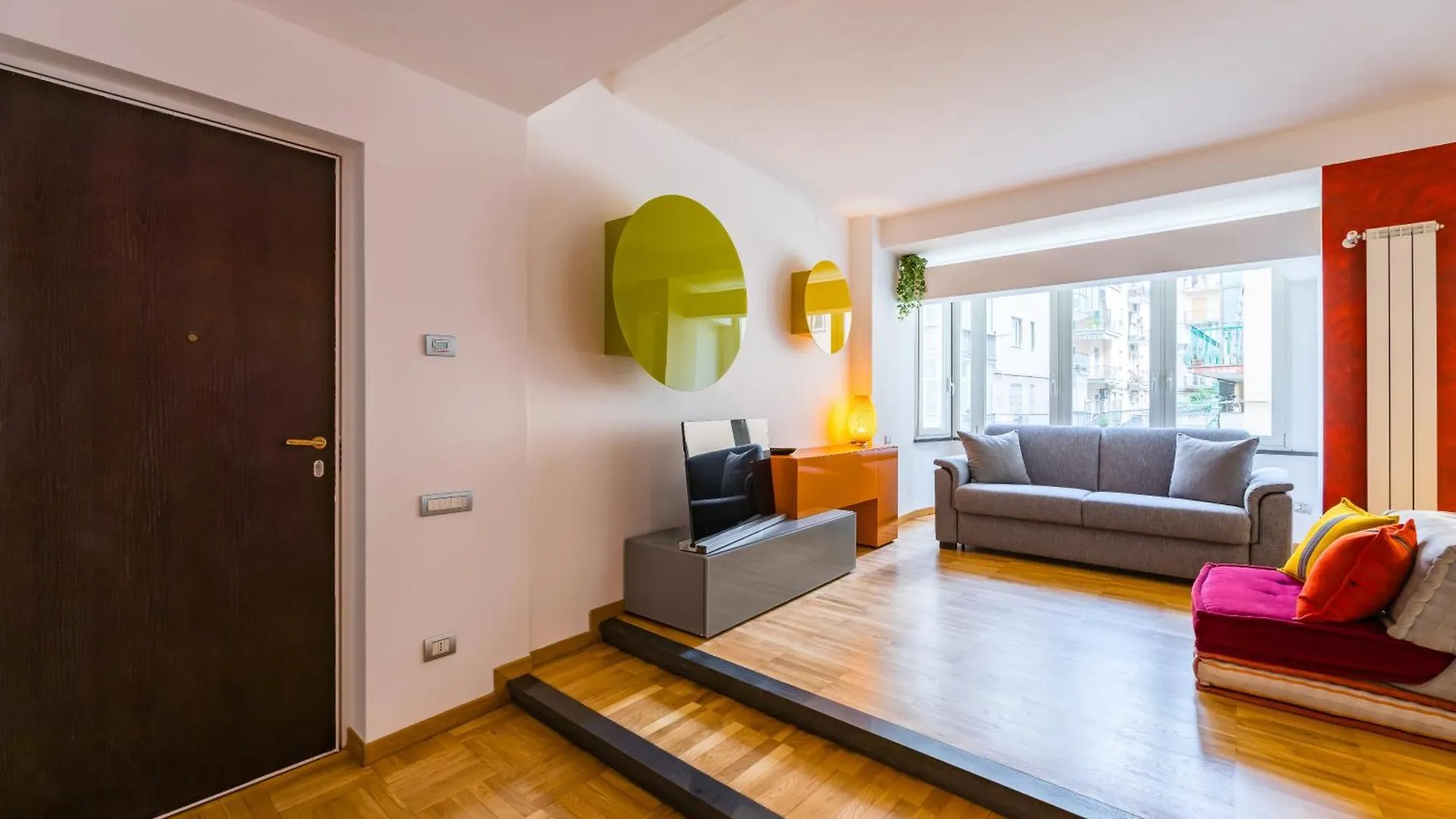 Fresh And Trendy Flat At Vomero Naples Apartment