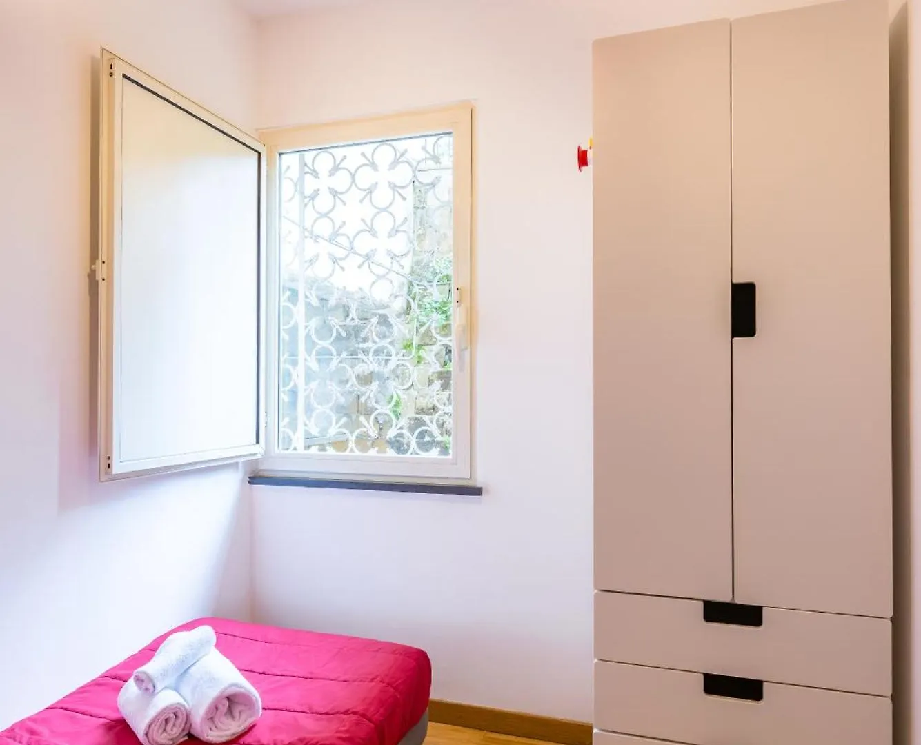 Fresh And Trendy Flat At Vomero Naples Apartment