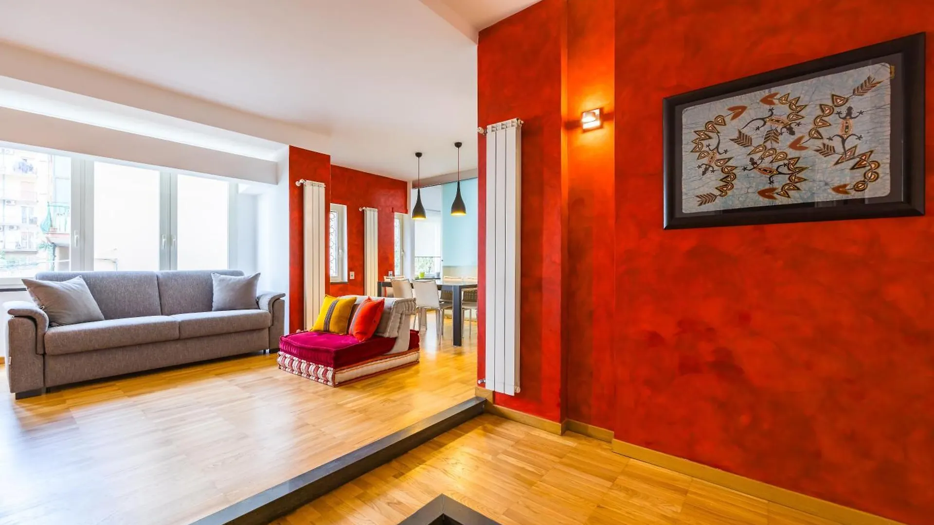 Fresh And Trendy Flat At Vomero Naples Italy