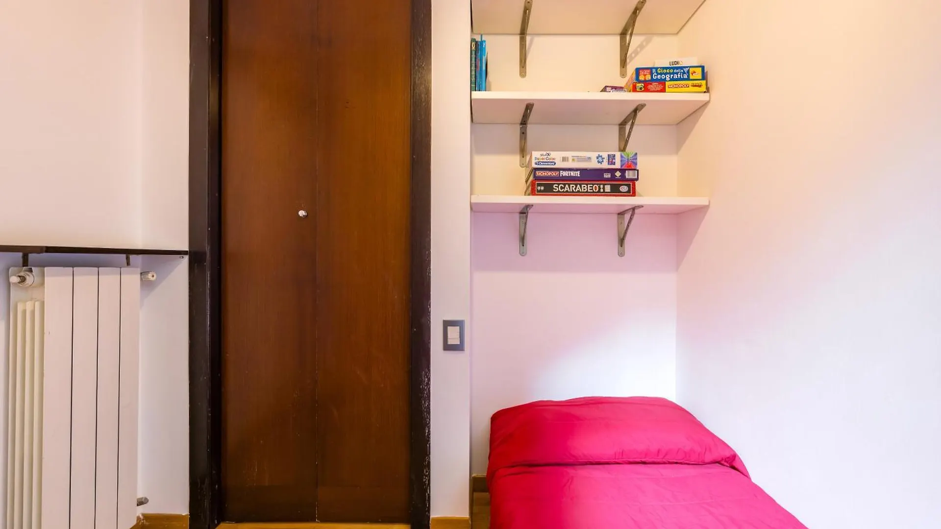 Fresh And Trendy Flat At Vomero Naples