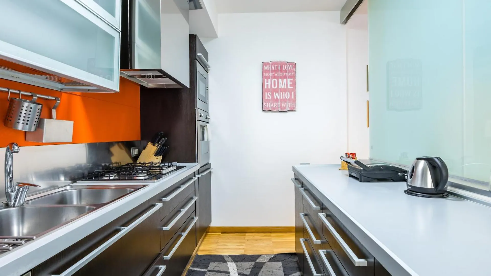 Fresh And Trendy Flat At Vomero Naples Apartment